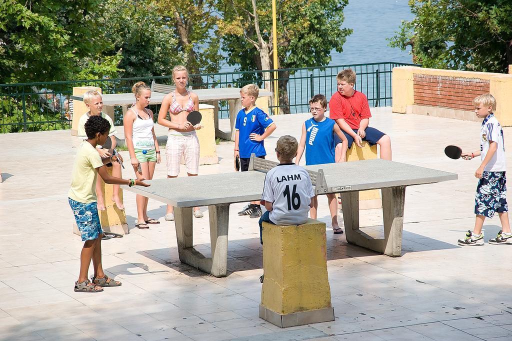 Camping Cisano - San Vito Bardolino Exterior photo