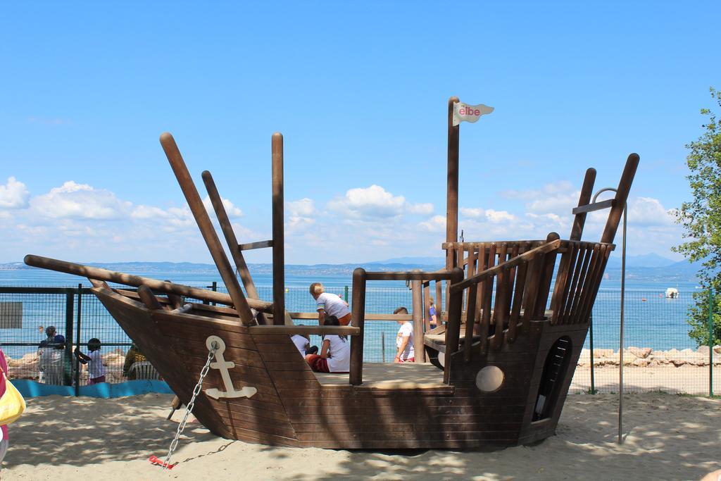 Camping Cisano - San Vito Bardolino Exterior photo