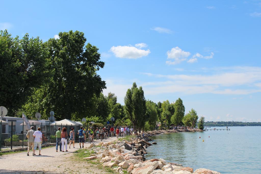Camping Cisano - San Vito Bardolino Exterior photo