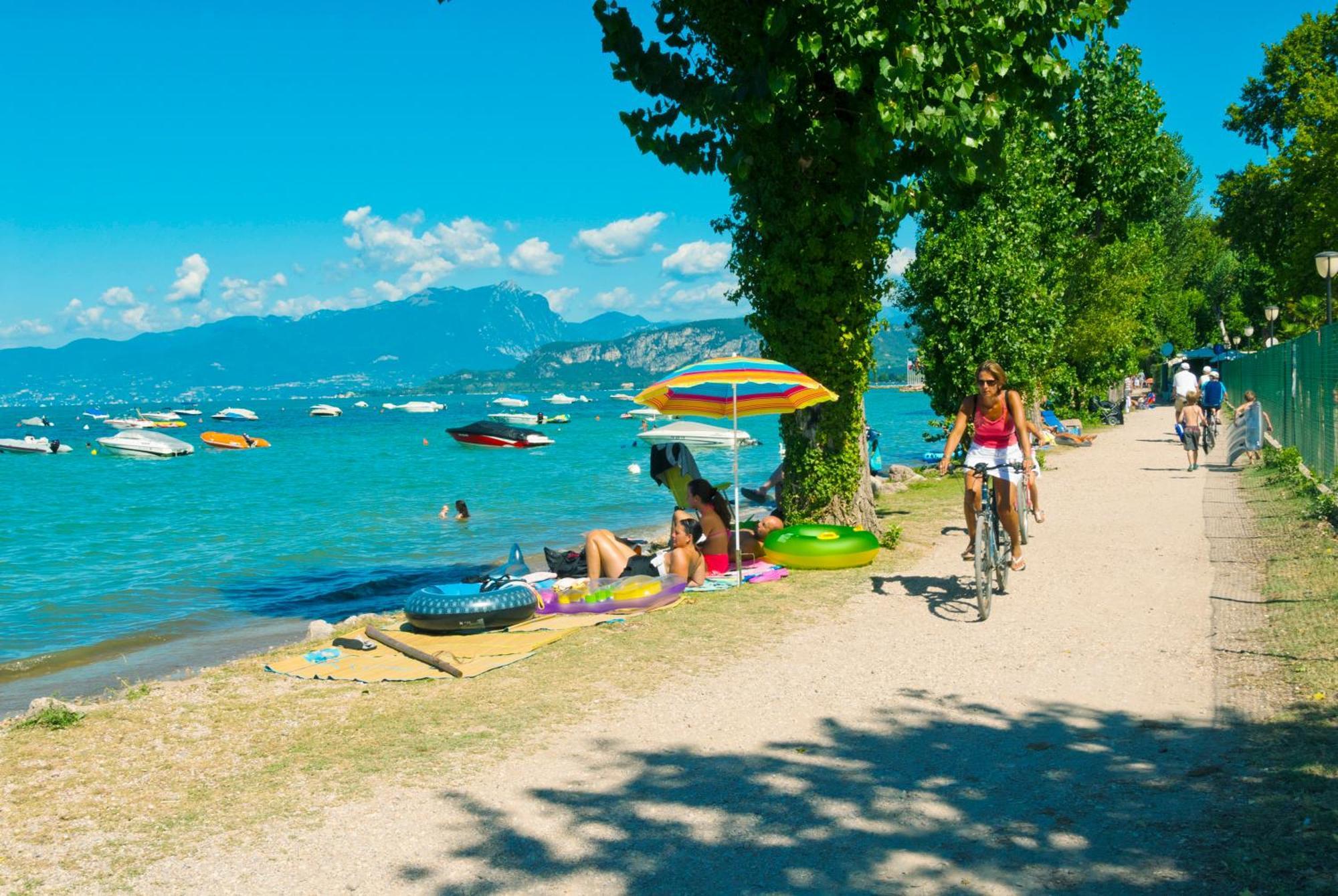 Camping Cisano - San Vito Bardolino Exterior photo