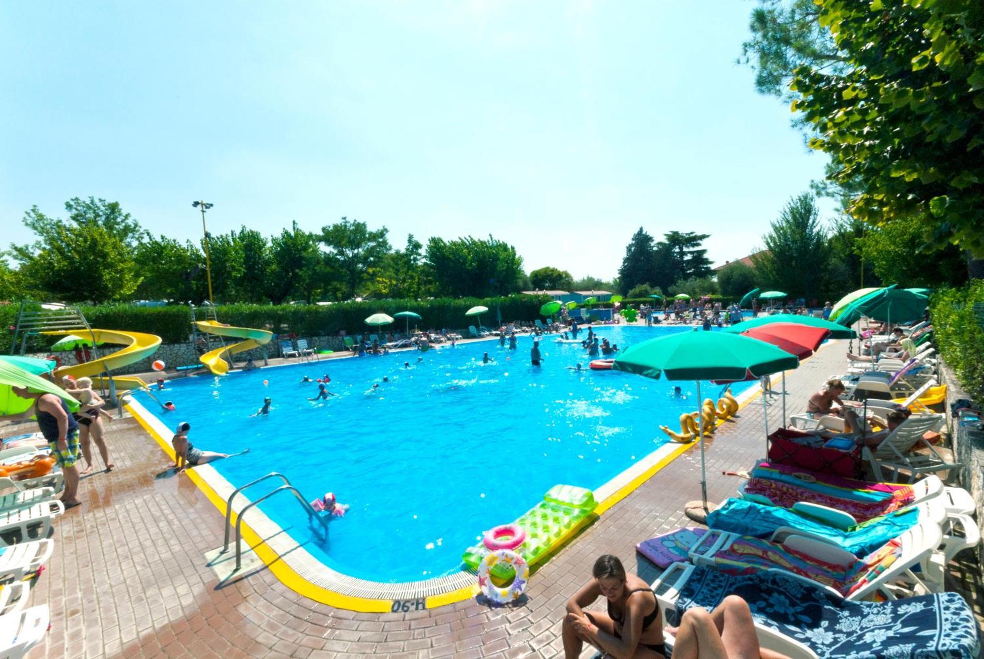 Camping Cisano - San Vito Bardolino Exterior photo