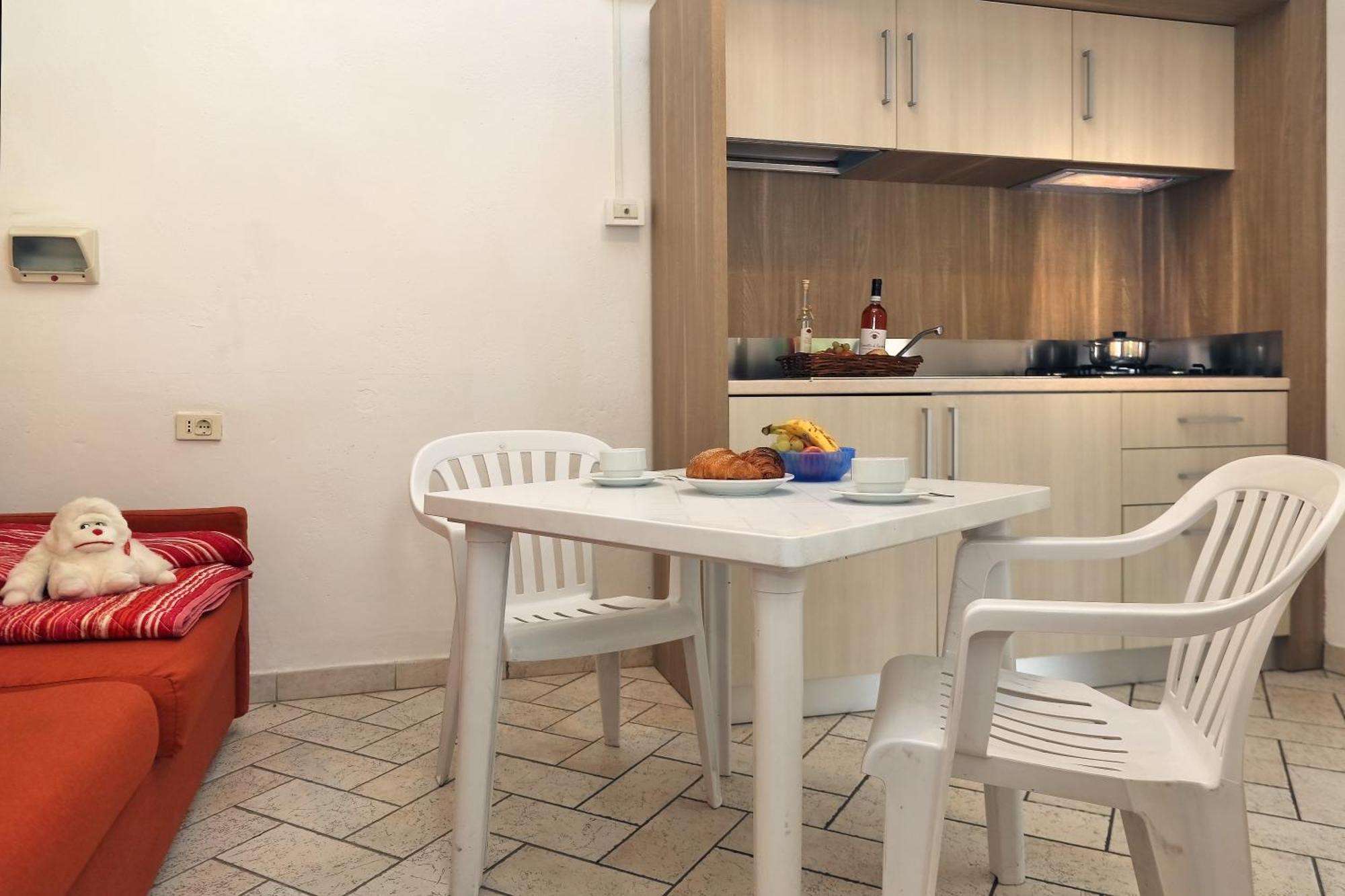 Camping Cisano - San Vito Bardolino Exterior photo
