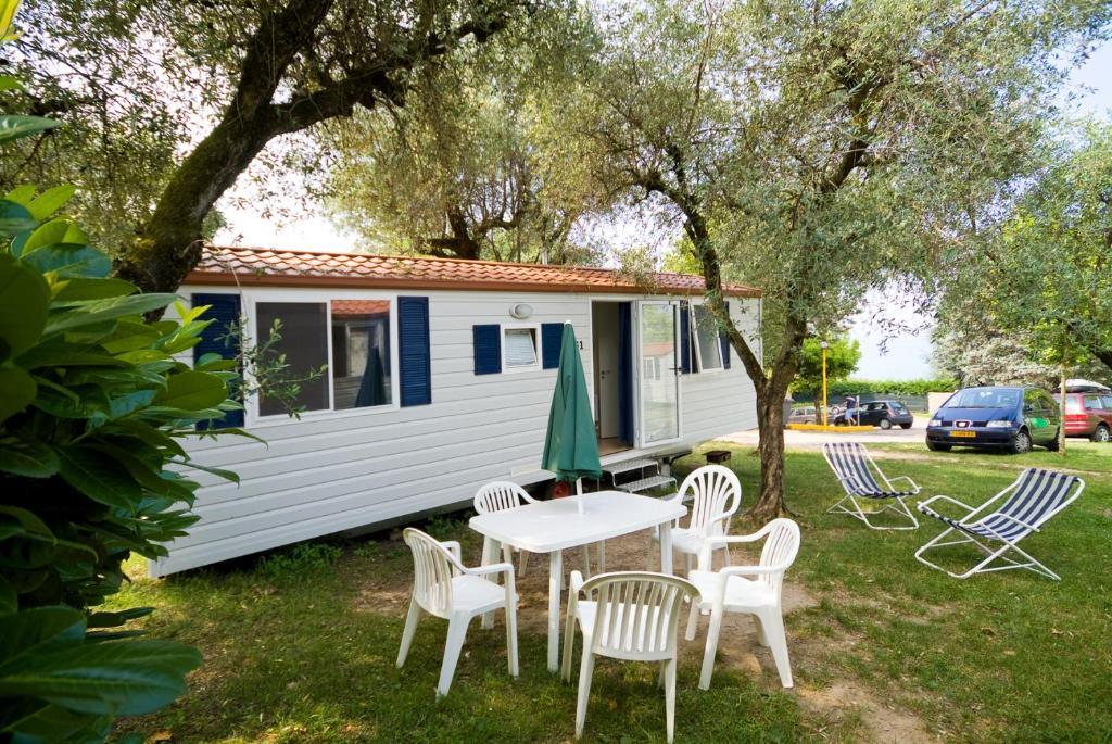 Camping Cisano - San Vito Bardolino Room photo