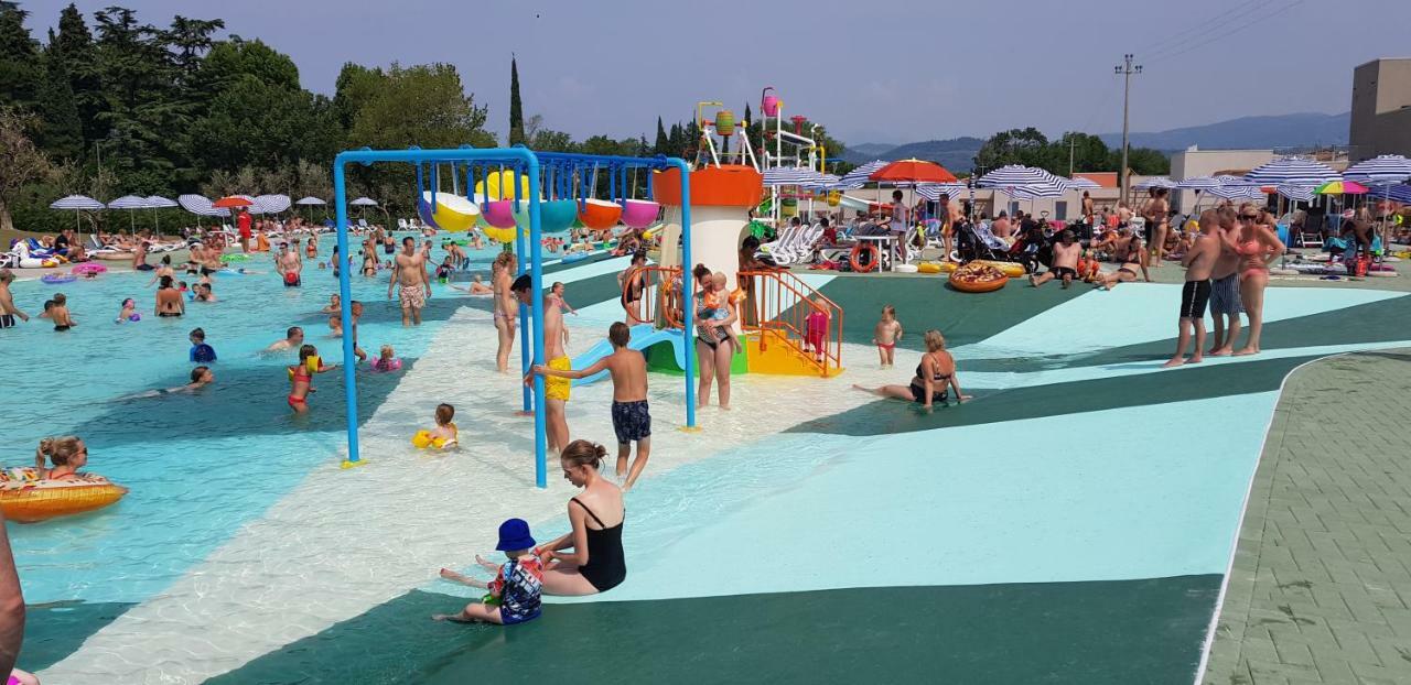 Camping Cisano - San Vito Bardolino Exterior photo